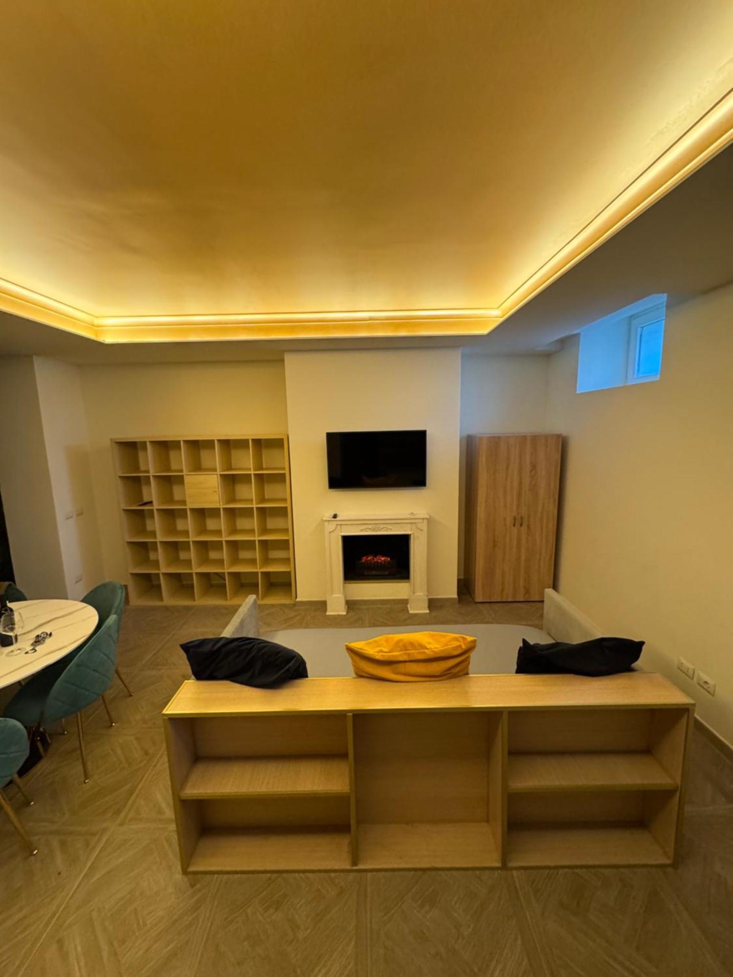 Isola Suites Милан Номер фото
