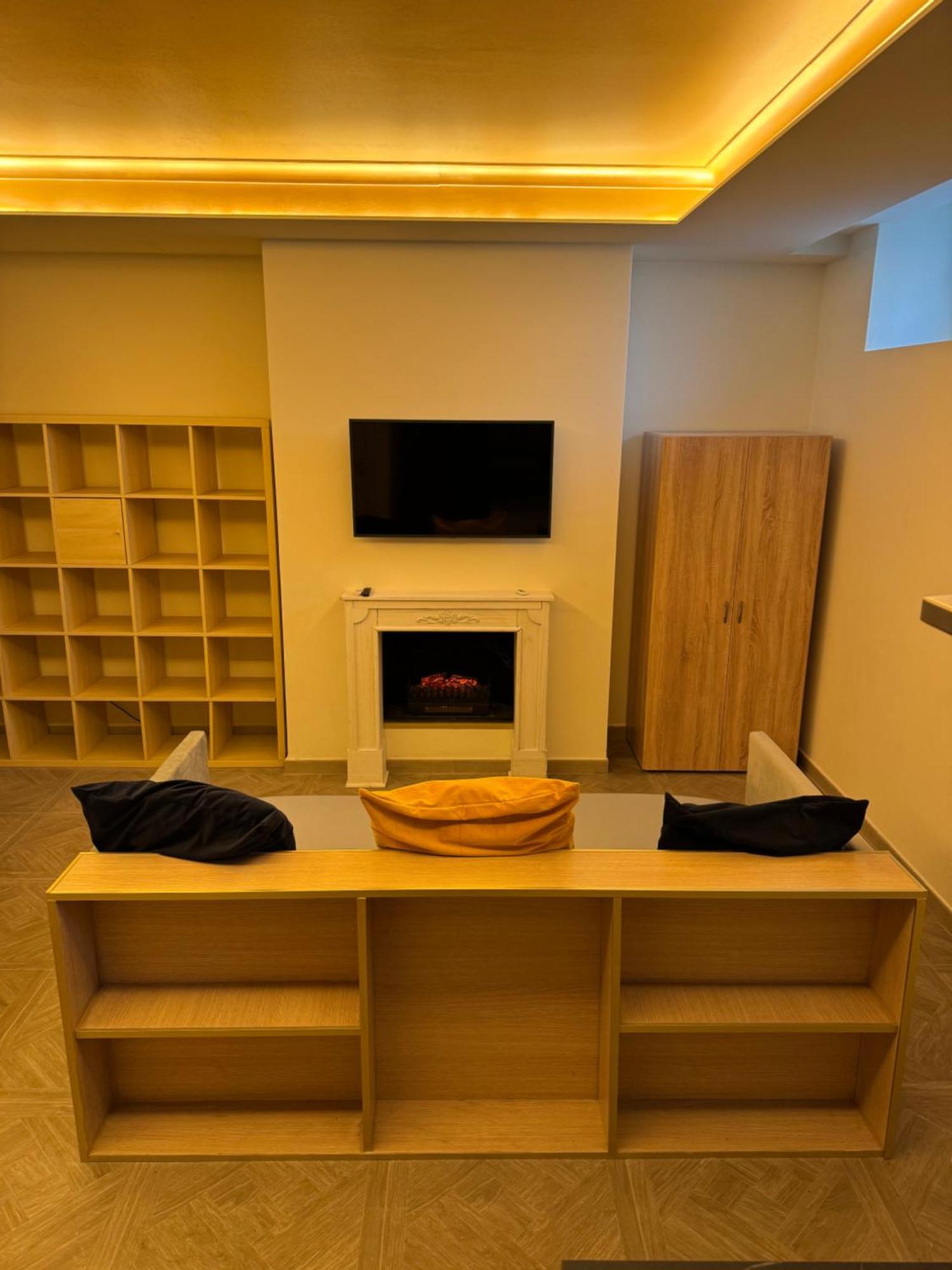 Isola Suites Милан Экстерьер фото